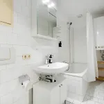 Homy Downtown Elegance
